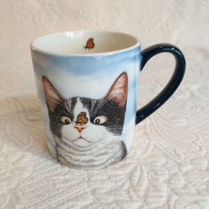 Cat & Butterfly Whimsical Coffee Mug Lang Ceramic Tea Cup 14 Oz Hugo Hedge